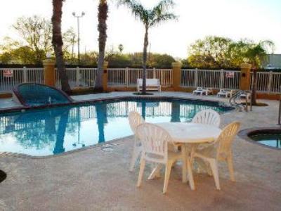 Super 8 By Wyndham Corpus Christi Hotel Exterior photo